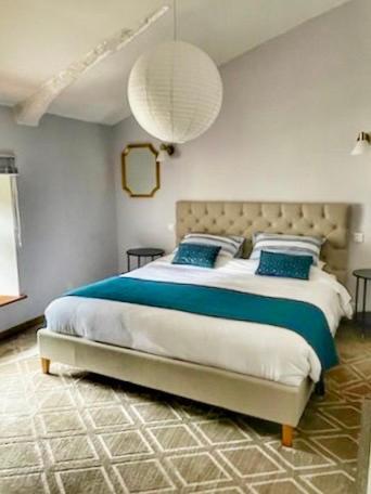 Château Cabaret: Luxury Cathar Retreat with Panoramic Terrace Lastours Exterior photo